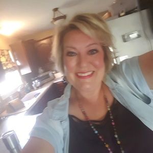 Meet your Posher, Helena